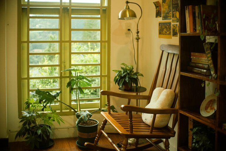 Tips for Creating a Cozy and Inviting Home Environment