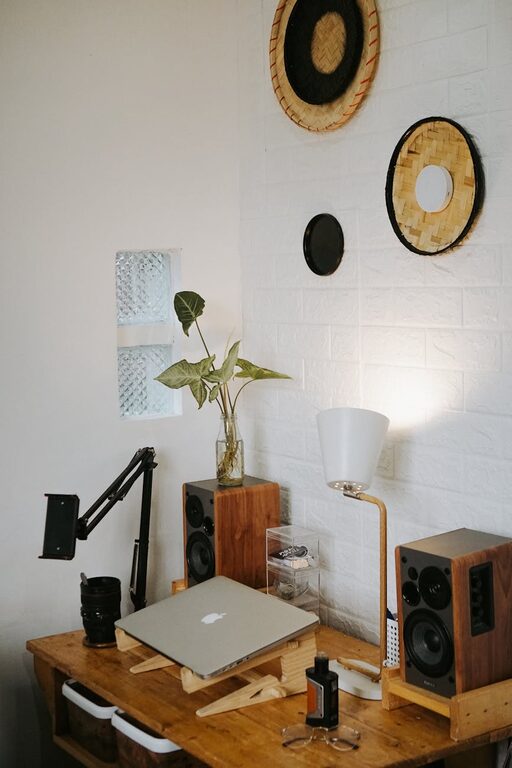 Tips for Creating a Cozy and Functional Home Workspace
